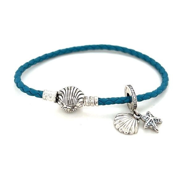 Pandora Shell Clasp Bracelet with 1 Pandora Charm - Picture 1 of 4